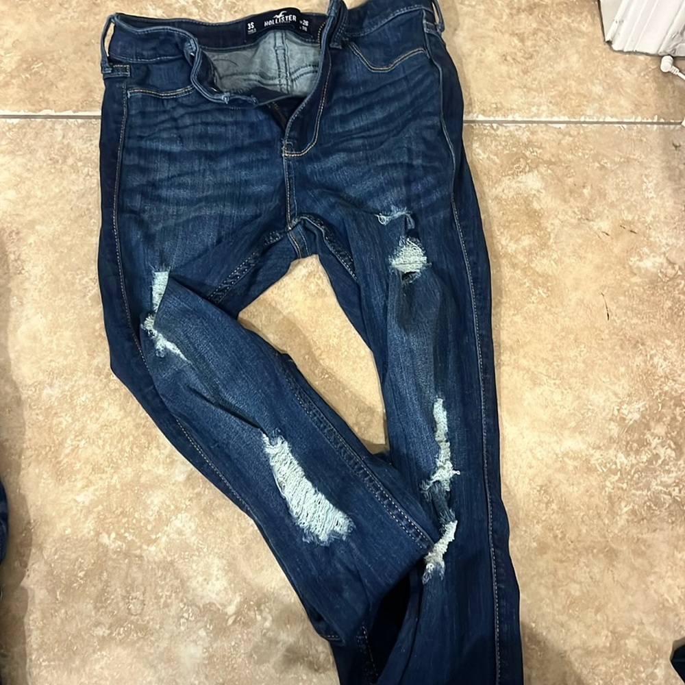 Hollister high rise jeanss